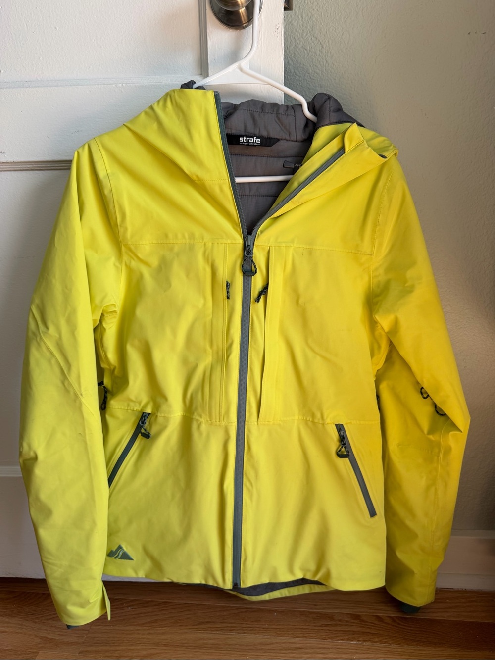 Strafe Lucky Jacket - Limeaid Yellow Color